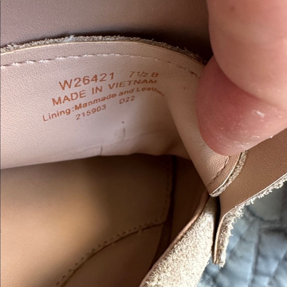 Cole Haan Women's Geneva Lug Sole Slingback  Penny Loafer Flats Suede Beige 7.5B - Picture 6 of 7